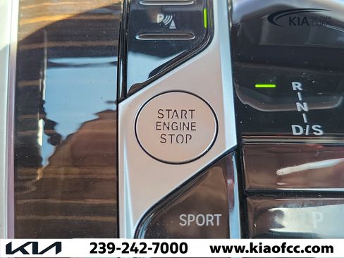 Used 2026 BMW X7 xDrive40i AWD/4WD image 30