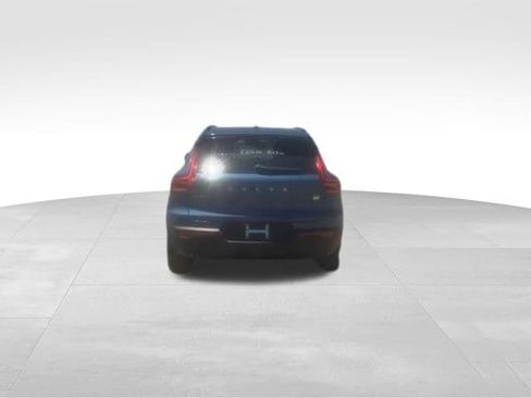 Used 2023 Volvo XC40 Recharge Plus w/ Protection Package Premier AWD/4WD image 5