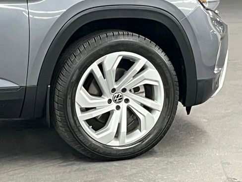 Used 2022 Volkswagen Atlas SE image 43