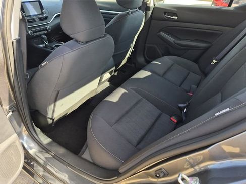 Used 2022 Nissan Altima 2.5 SV image 24