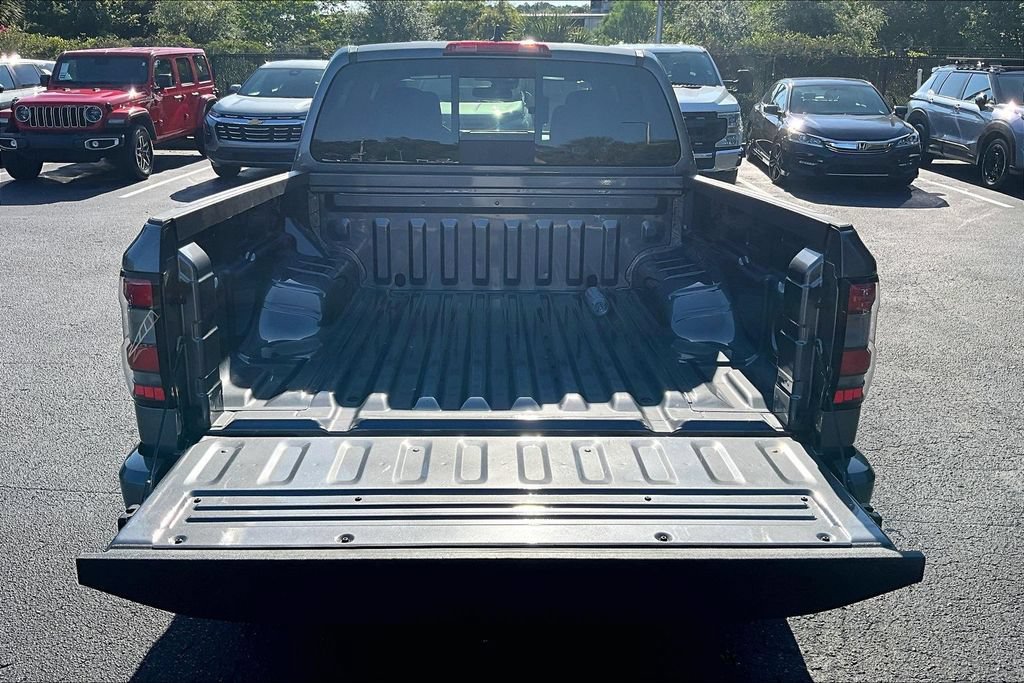 Used 2026 Nissan Frontier PRO-4X AWD/4WD image 7