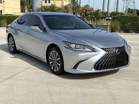 Used 2022 Lexus ES 350 w/ Accessory Package 2 FWD image 12