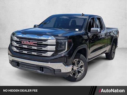Used 2022 GMC Sierra 1500 SLE AWD/4WD image 1