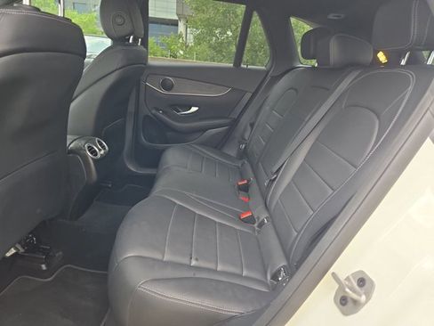 Used 2022 Mercedes-Benz GLC 300 4MATIC image 18