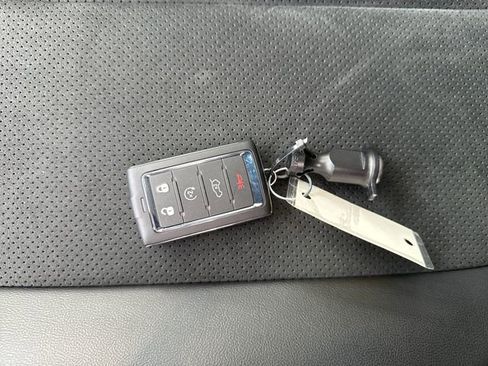 New 2026 Jeep Grand Cherokee Laredo image 30