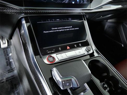 Used 2022 Audi SQ8 Prestige image 21