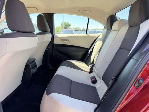 Used 2025 Toyota Corolla LE FWD image 13