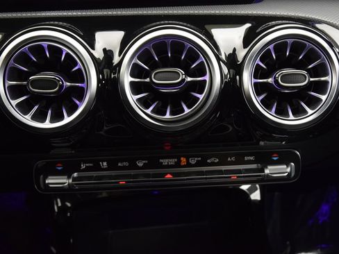 Certified 2023 Mercedes-Benz CLA 250 image 28