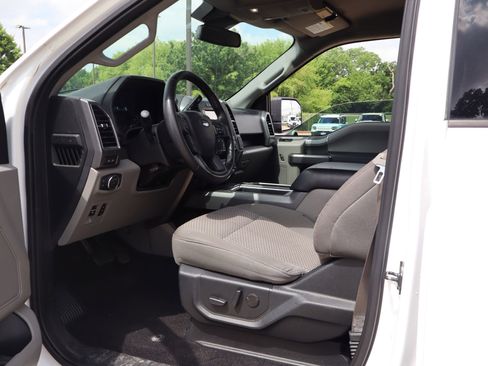Used 2019 Ford F150 XLT w/ Equipment Group 302A Luxury AWD/4WD image 24
