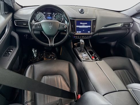 Used 2023 Maserati Levante GT AWD/4WD image 17