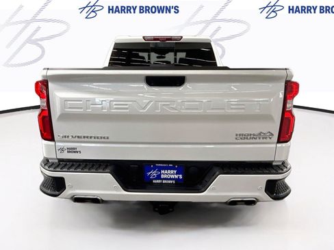 Used 2024 Chevrolet Silverado 1500 High Country w/ High Country Premium Package AWD/4WD image 31
