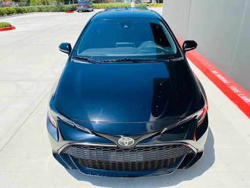 Used 2019 Toyota Corolla SE w/ Protection Package FWD image 2