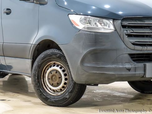 Used 2019 Mercedes-Benz Sprinter 170 image 3