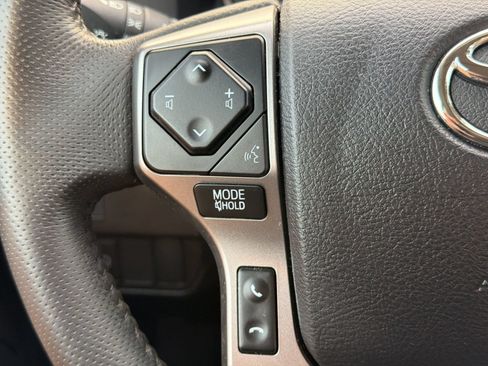 Certified 2023 Toyota Tacoma SR5 w/ Technology Package AWD/4WD image 17