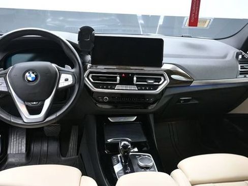 Used 2023 BMW X3 xDrive30i w/ Premium Package AWD/4WD image 16