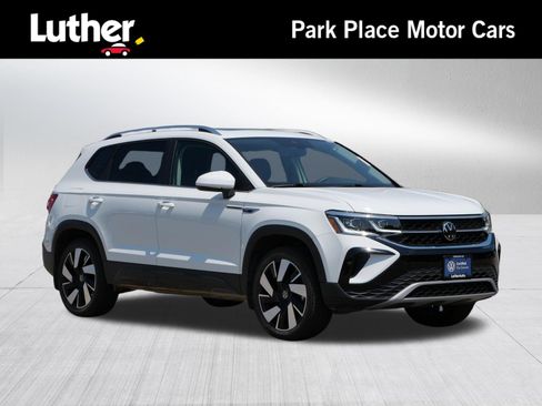 Used 2023 Volkswagen Taos SEL AWD/4WD image 1