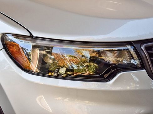 New 2026 Jeep Compass Trailhawk w/ Sun, Sound & Navigation Group image 8