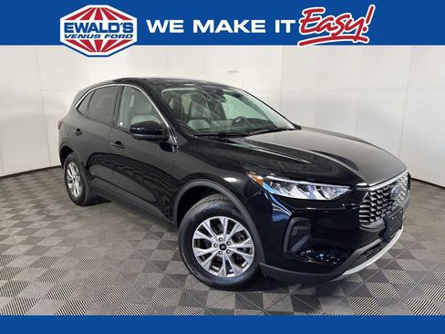 Used 2023 Ford Escape Active w/ Tech Pack #2 image 1