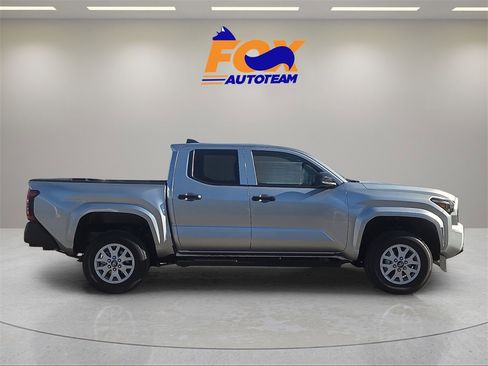 New 2026 Toyota Tacoma SR image 6
