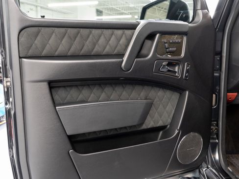 Used 2017 Mercedes-Benz G 550 Squared image 11