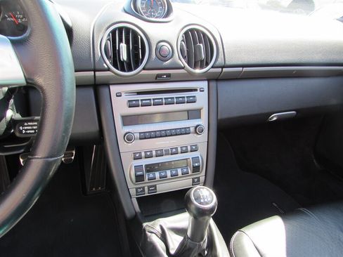 Used 2005 Porsche Boxster RWD image 17