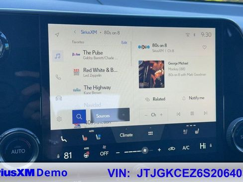 Certified 2025 Lexus NX 350h AWD w/ Accessory Package (Z2) image 28