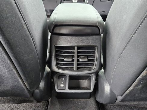 Used 2024 Kia Seltos S image 10