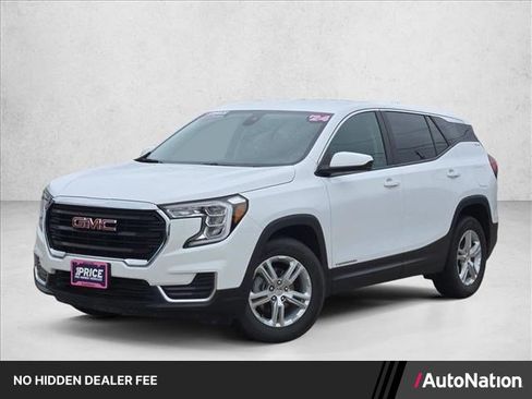 Used 2024 GMC Terrain SLE FWD image 1