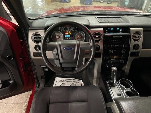 Used 2010 Ford F150 XLT image 8