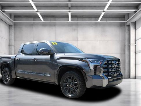Used 2025 Toyota Tundra Platinum image 1