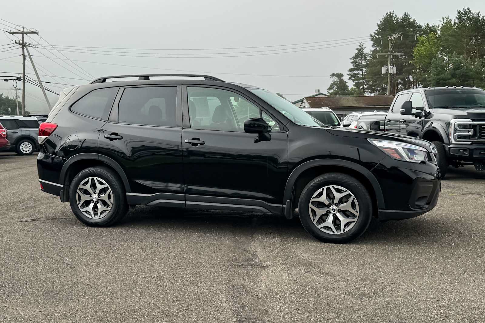 Used 2021 Subaru Forester Premium AWD/4WD image 2