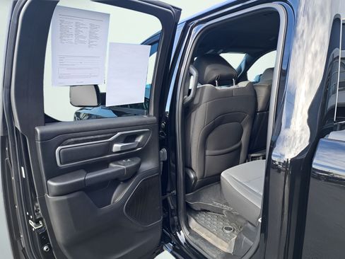 Used 2023 RAM 1500 Big Horn AWD/4WD image 12