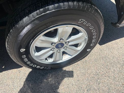 Used 2017 Ford F150 XLT RWD image 38
