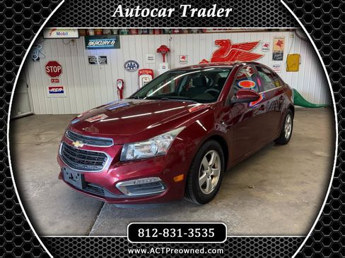 Used 2015 Chevrolet Cruze LT FWD image 1
