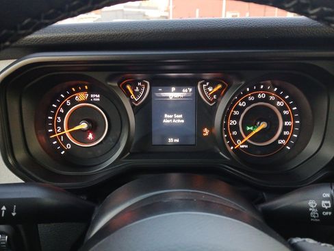 New 2026 Jeep Wrangler Unlimited Sport image 36