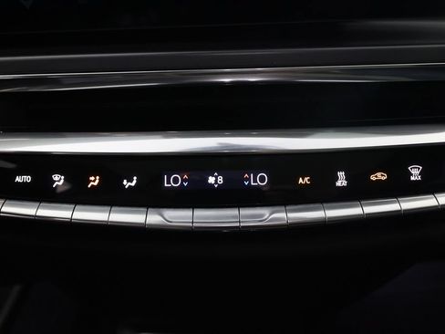 Used 2024 Cadillac Lyriq Tech RWD image 23
