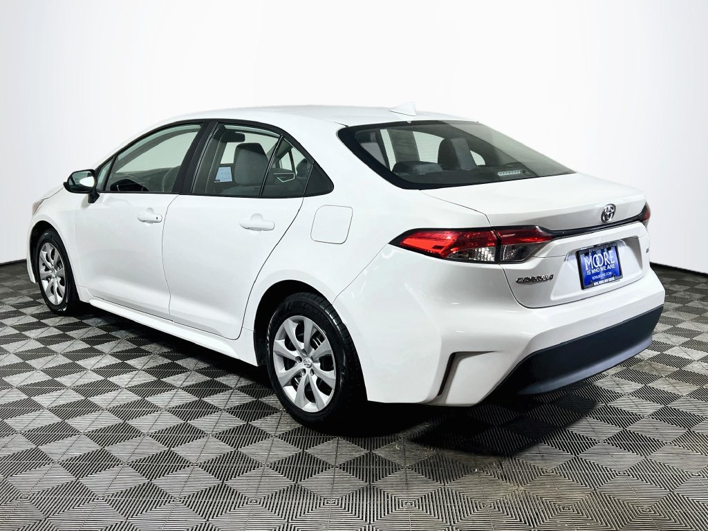 Certified 2024 Toyota Corolla LE FWD image 5