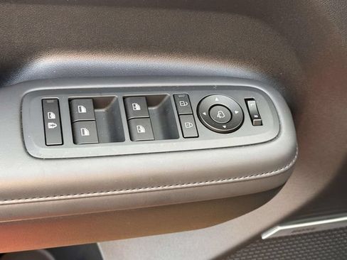 Used 2024 Hyundai Santa Fe Limited AWD/4WD image 18