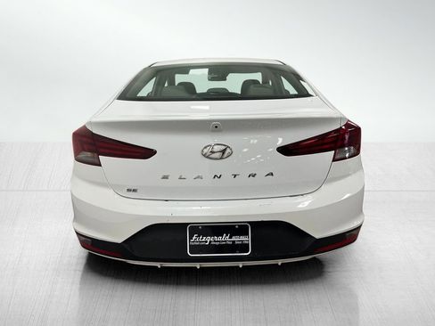Used 2020 Hyundai Elantra SE image 6