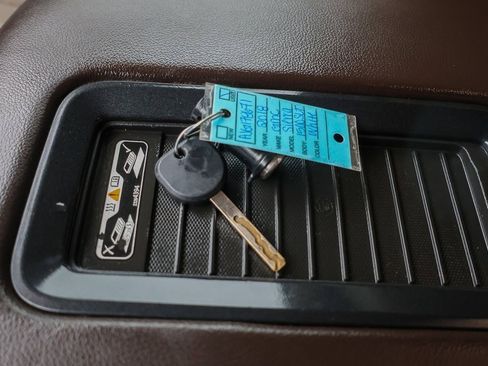 Used 2018 GMC Sierra 1500 SLT w/ Texas SLT Premium Package image 34