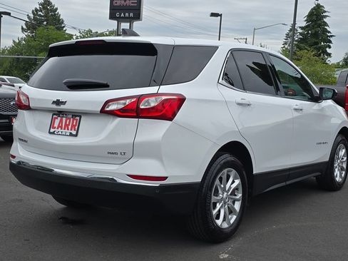 Used 2020 Chevrolet Equinox LT w/ Driver Convenience Package AWD/4WD image 38