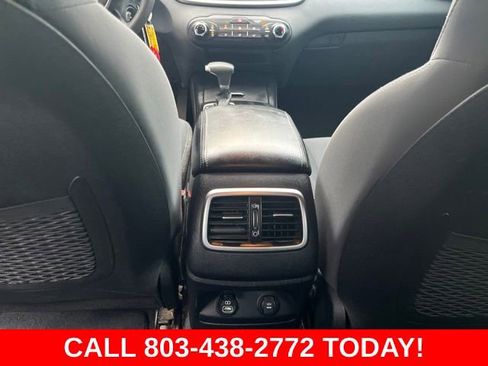 Used 2019 Kia Sorento FWD image 14