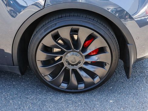 Used 2021 Tesla Model Y Performance AWD/4WD image 7