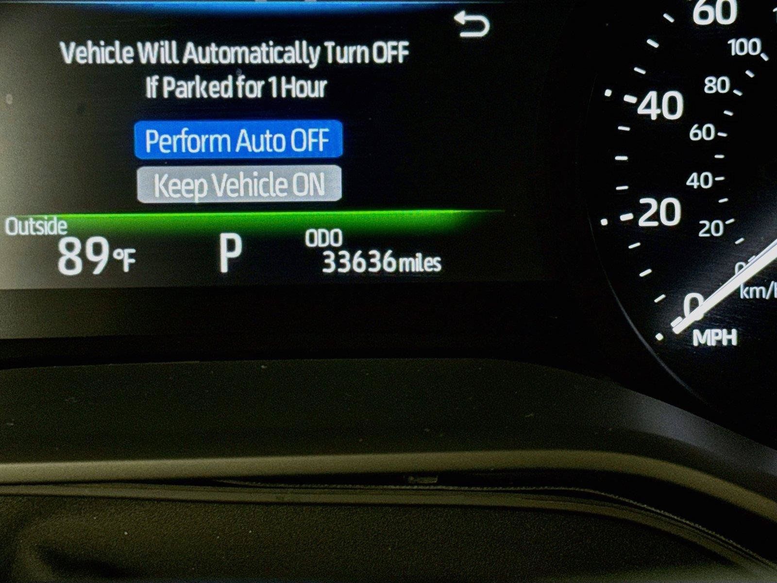 Used 2025 Toyota Sienna LE FWD image 14
