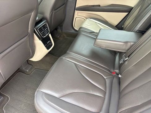 Used 2019 Lincoln Nautilus Select AWD/4WD image 30