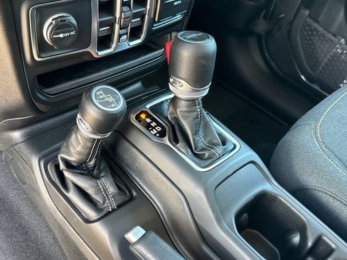 New 2026 Jeep Gladiator Sport AWD/4WD image 24
