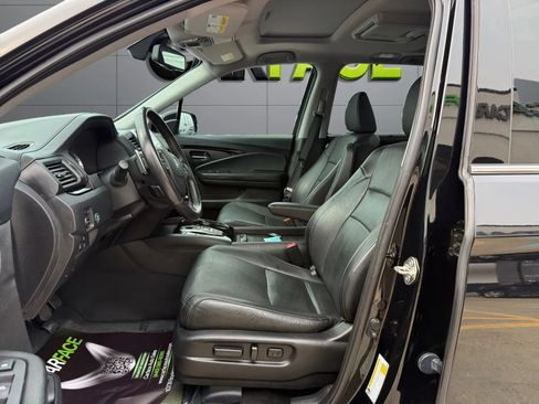 Used 2018 Honda Pilot Elite image 16
