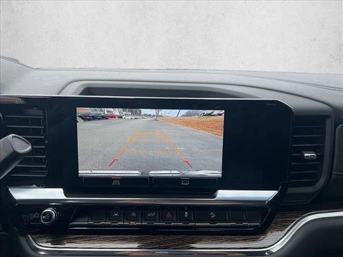 Used 2024 GMC Sierra 1500 Elevation image 14