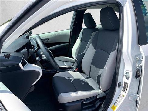 Used 2025 Toyota Corolla LE FWD image 26