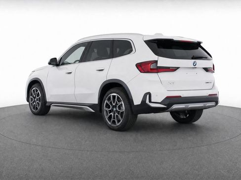 Used 2023 BMW X1 xDrive28i w/ Convenience Package AWD/4WD image 5